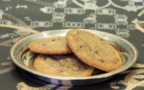chocolate chip cookies