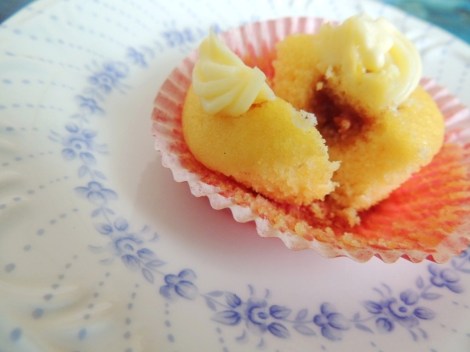 Romeo & Juliet Cupcake