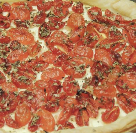 tomato and cream cheese tart