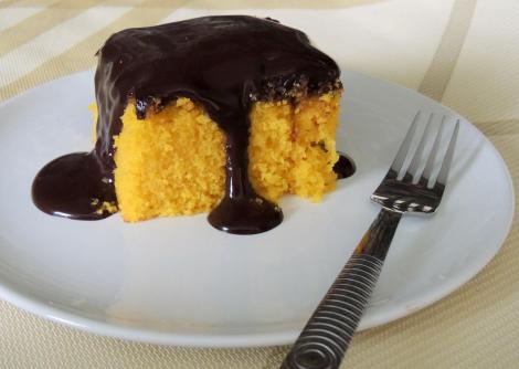 carrot traybake with chocolate icing