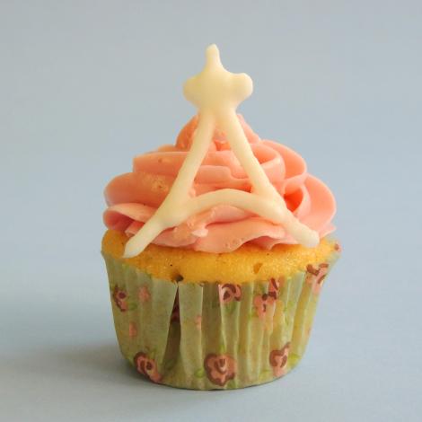berry irresistible buttercream