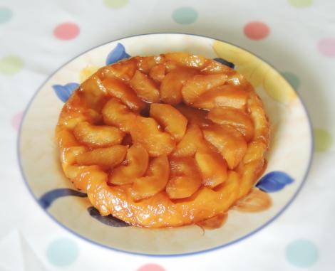 tarte tatin, a French classic apple pie